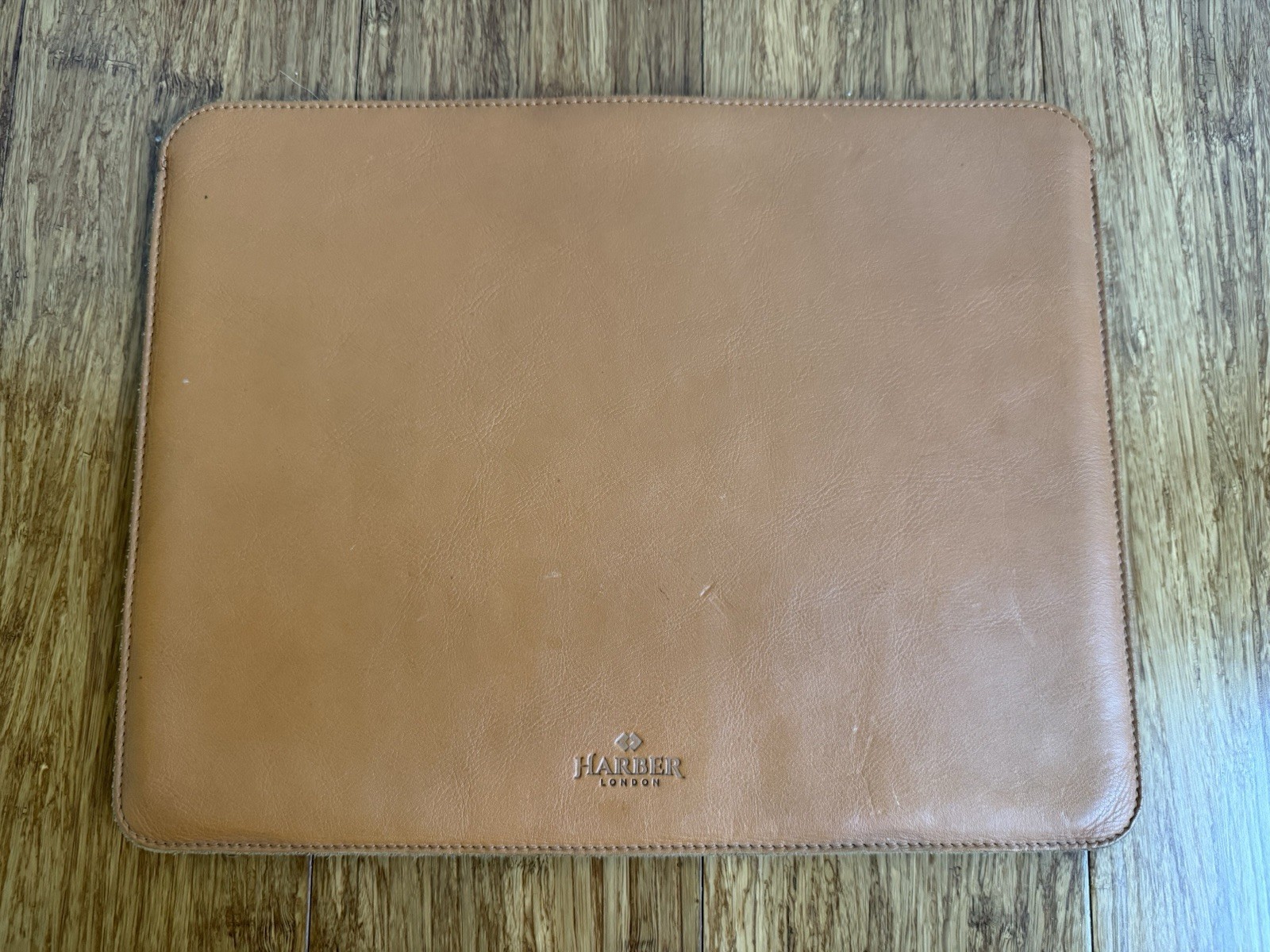 Harber London Slim Leather MacBook Sleeve Case • Tan • 13" Wool Felt Interior