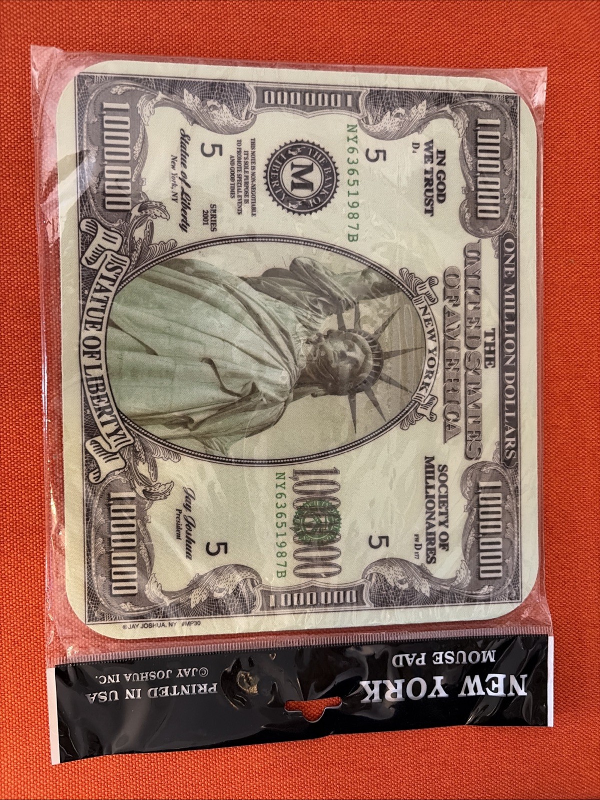 New York Mouse Pad. Printed In The USA.New In Package. Jay Joshua Inc.