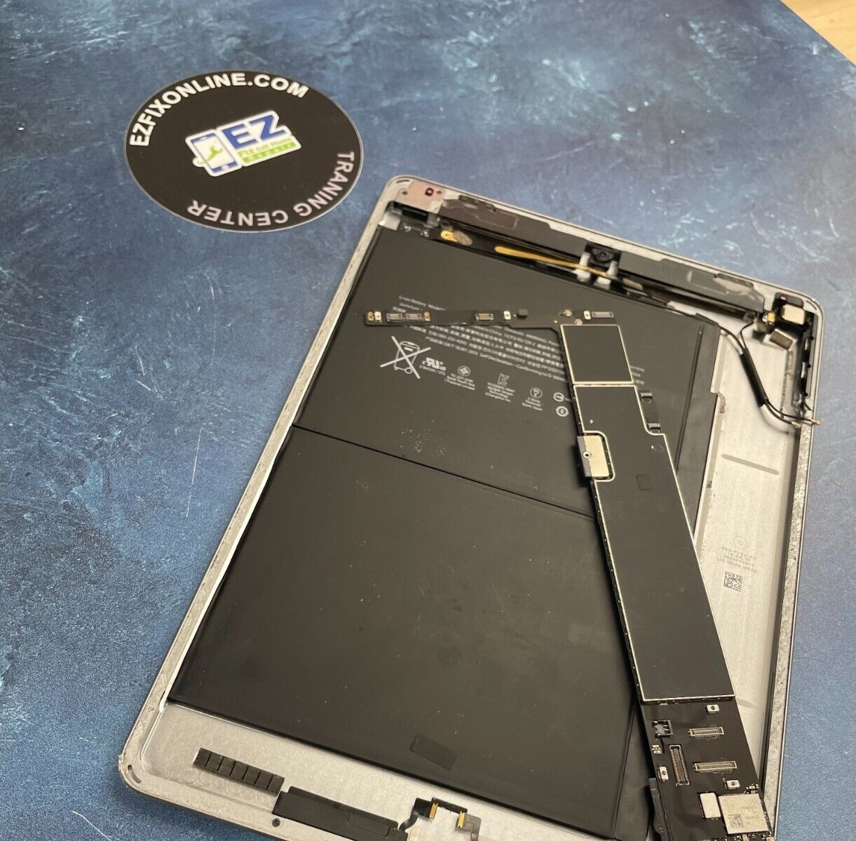 iPad Pro 11 1st / 2nd Gen Battery Replacement Repair Service Mail-in-Service