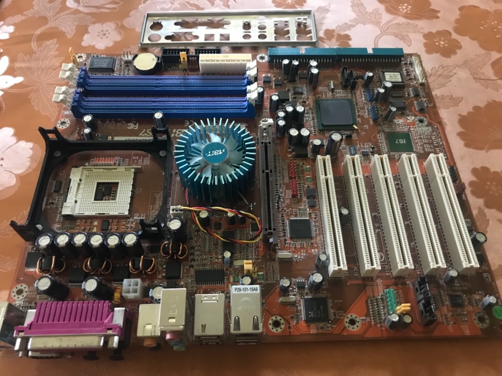 ABIT IS7, Socket 478, Intel Motherboard
