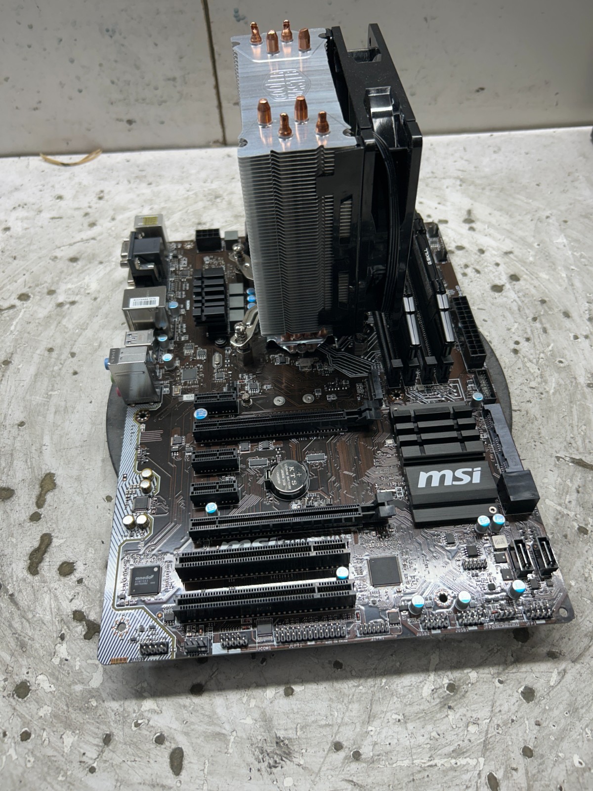 MSI Z170A PC Mate(MS-7971) Intel Core i5-6600K 3.50GHz 16GB No I/O Shield