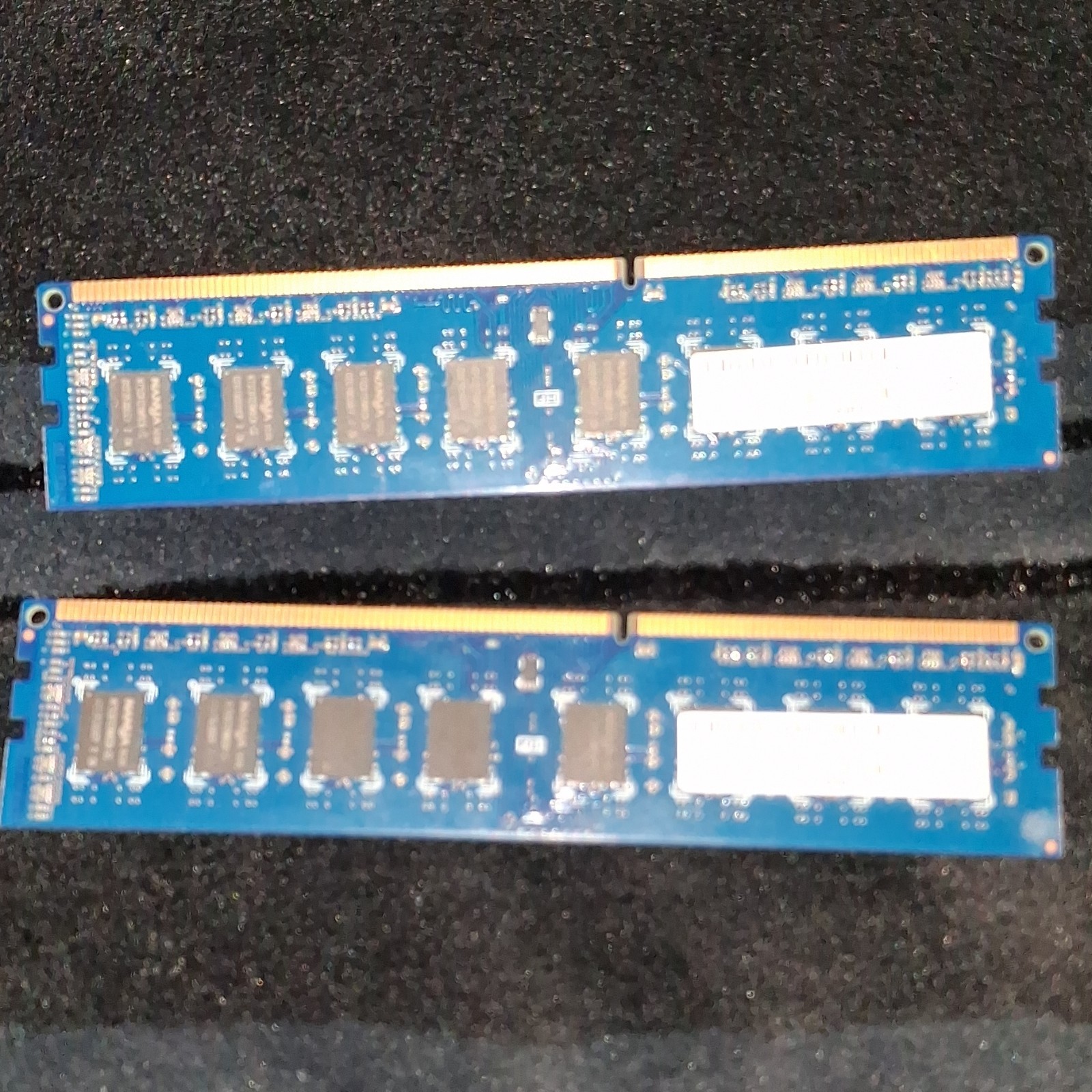 DDR3 SDRAM DIMM 240-Pin Desktop Computer Memory RAM Modules Lot of 2