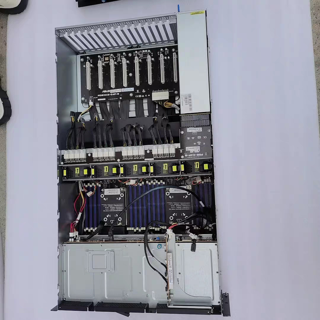 ASUS ESC8000A-E11 4U 8 GPU Server With 2X AMD EPYC 7k62 CPU /128 RAM/4*2200w psu