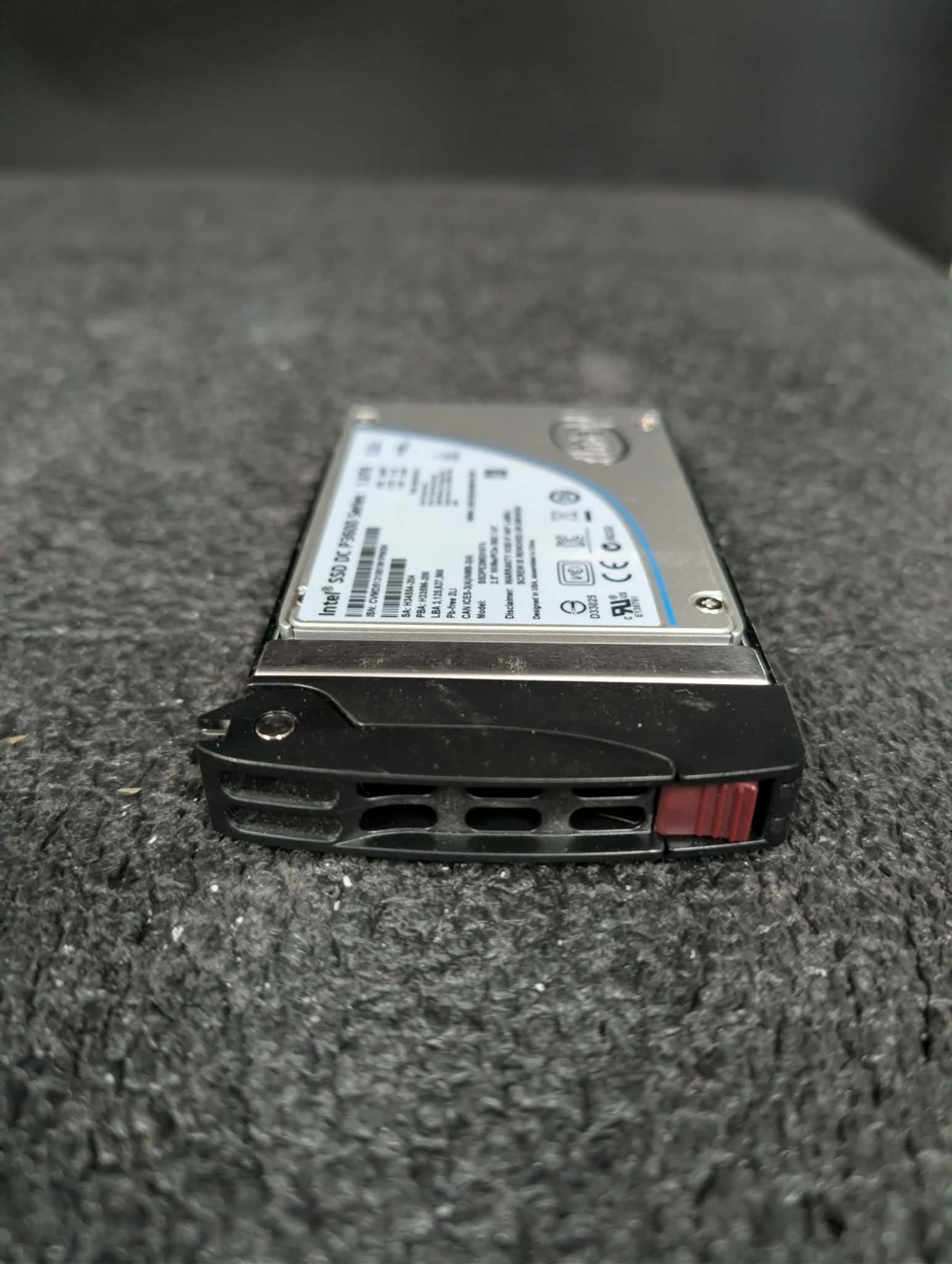 Intel SSDPE2ME016T4 DC P3600 1.6TB NVMe/PCle 3.0 x4 2.5" Data Center SSD
