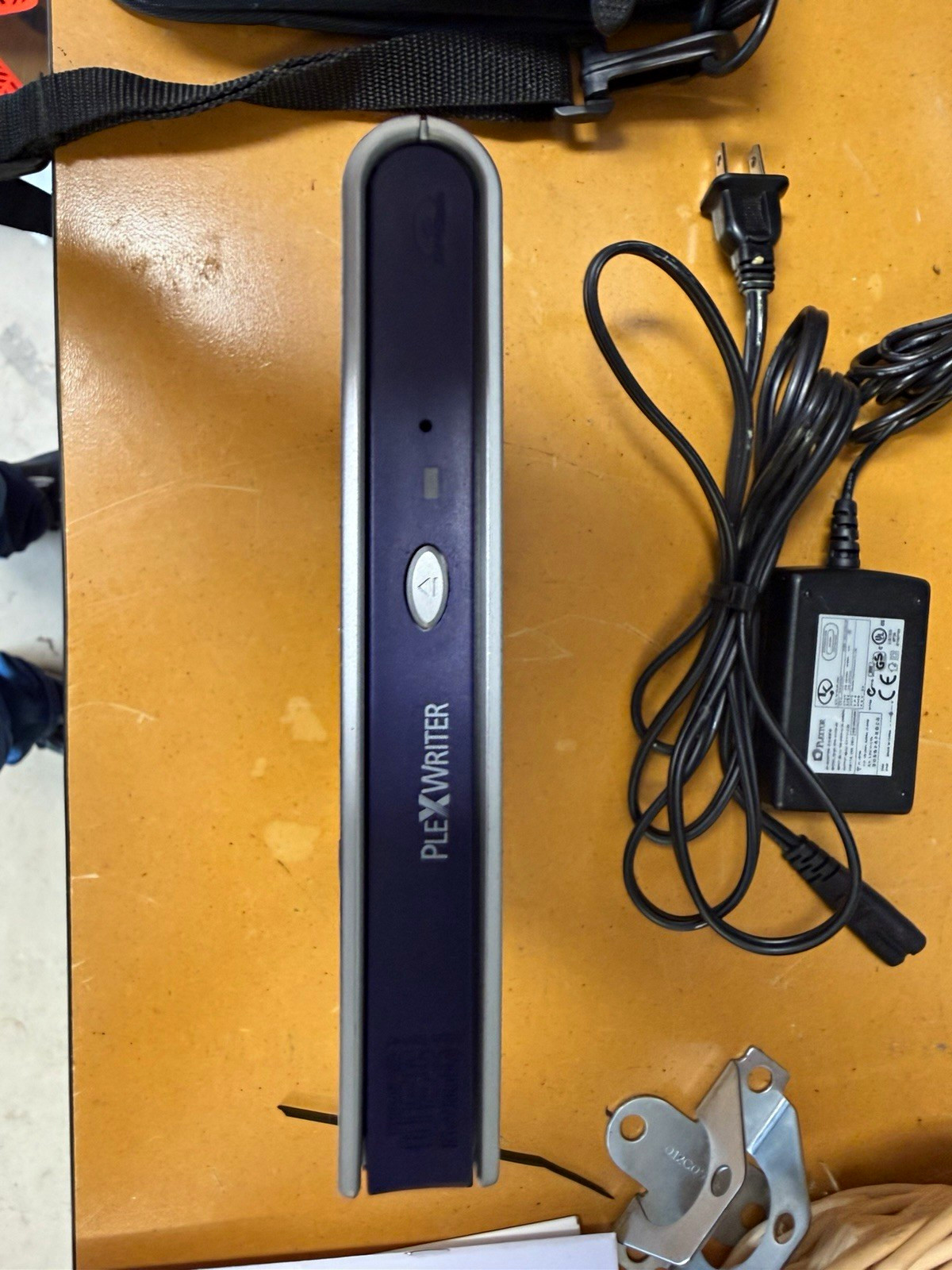 Plextor PX-S88TU External USB CD-RW Drive 8x Working w/ AC Adapter Case