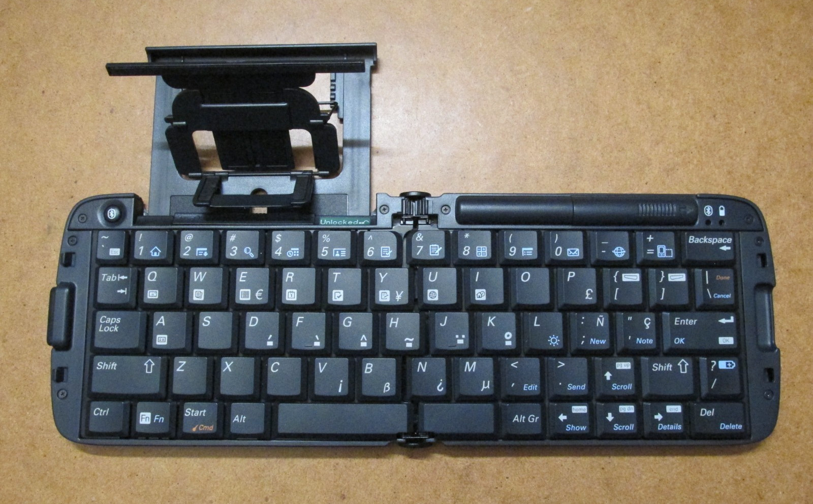 Palm Wireless Keyboard Folding Bluetooth 3245WW