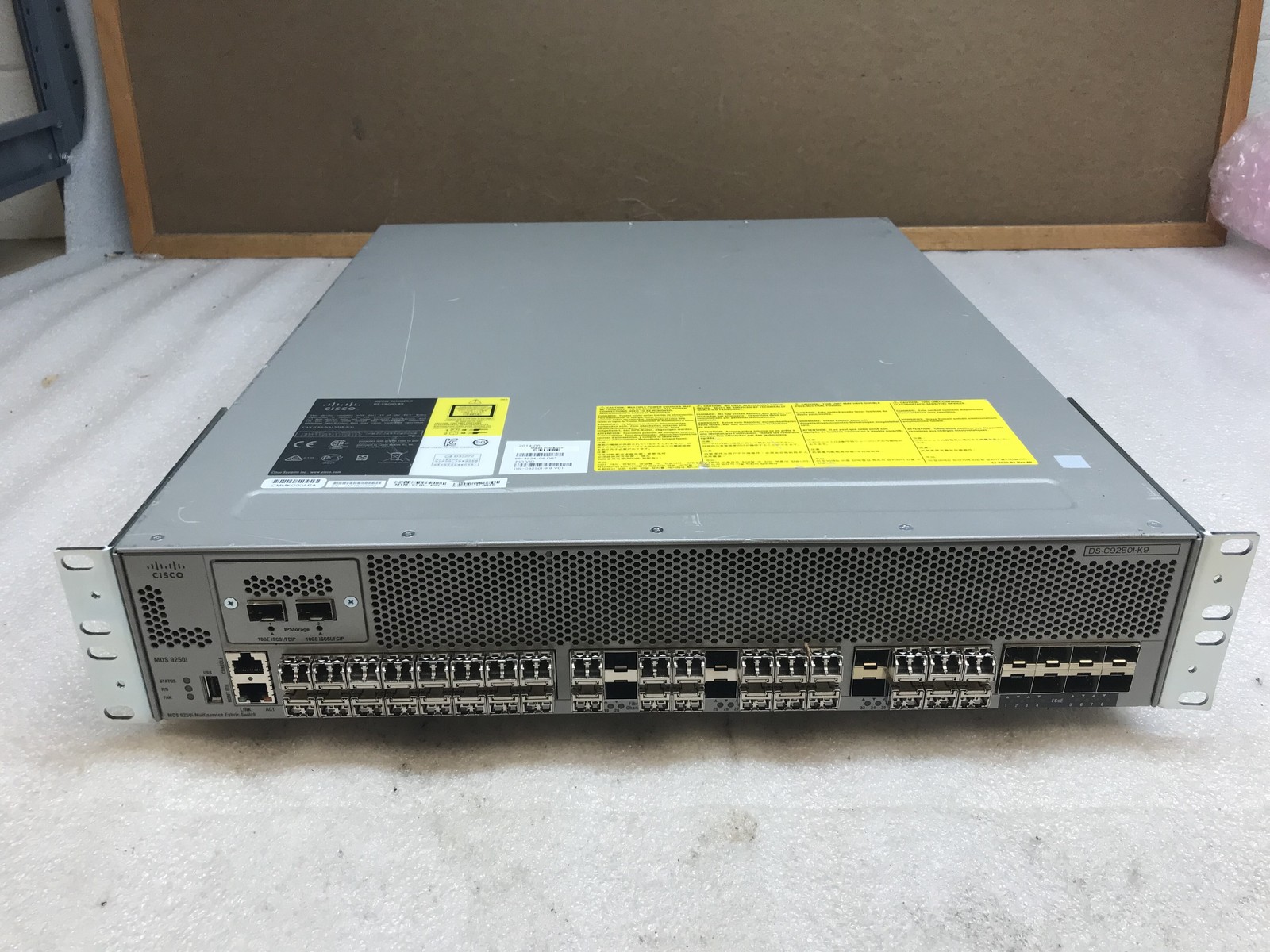 Cisco MDS 9250i DS-C9250I-K9 Multiservice Fabric Switch W/ 3x PSU & 44 16G SFP