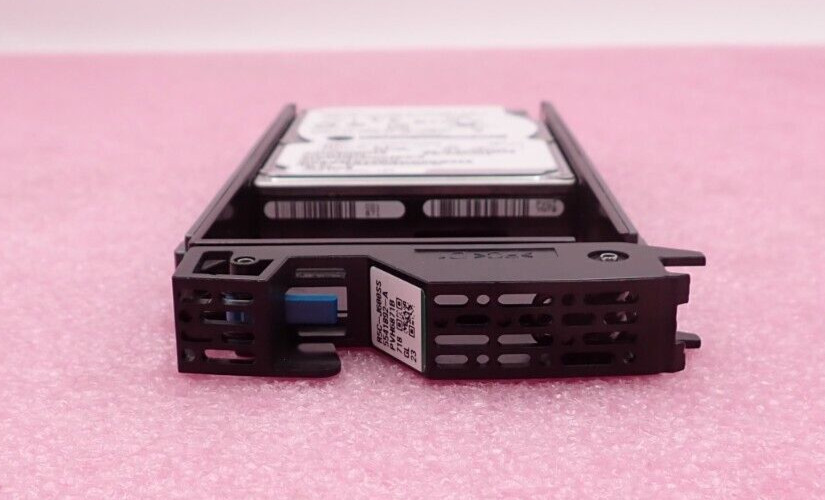 Hitachi HDS VSP 600GB 10k SAS 6Gb/s 2.5" HDD R5C-J600SS 5541892-A DKR5C-J60SS