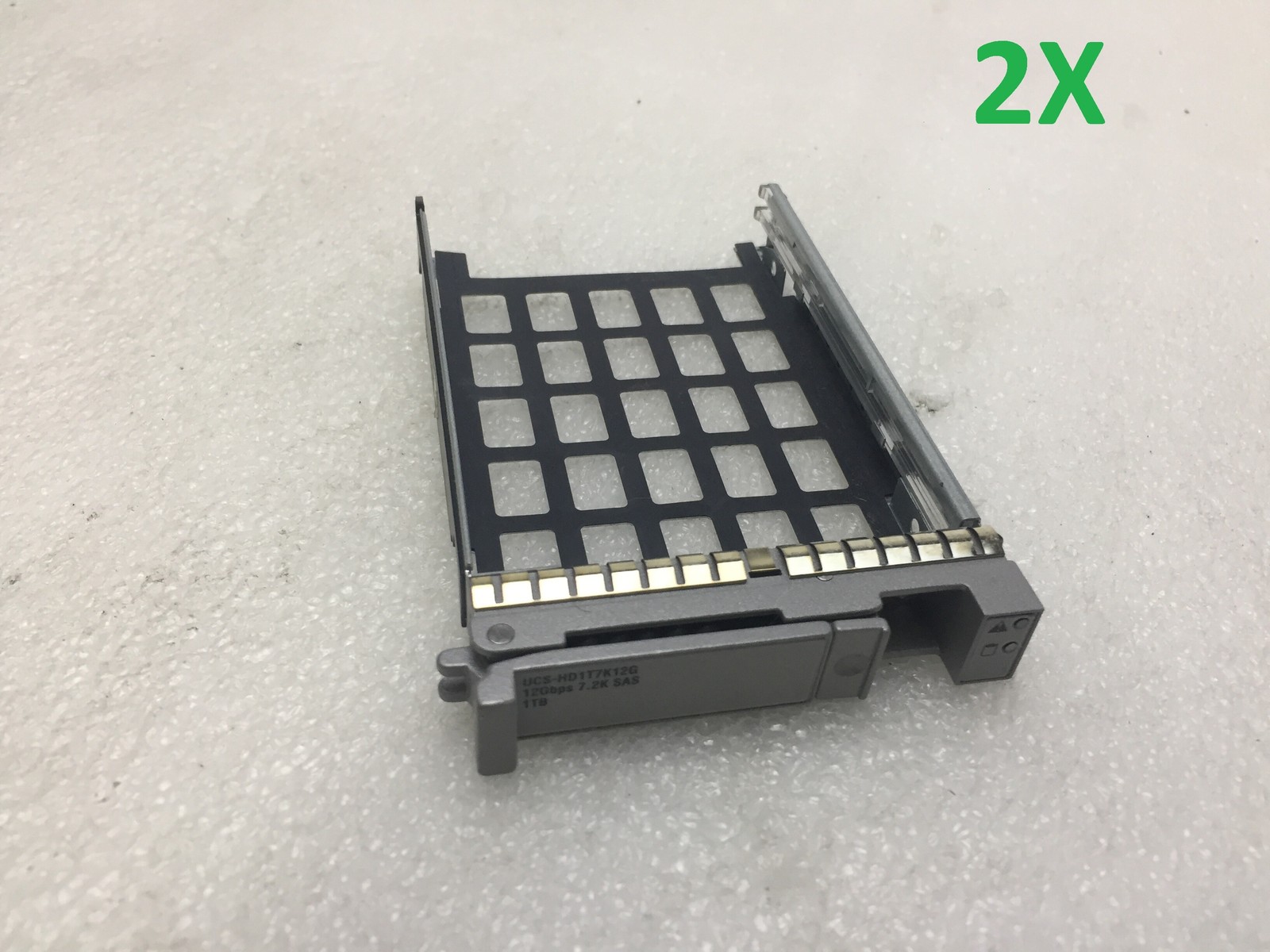 Lot of 2 Cisco Part No: 800-35052-01 SAS 2.5'' Caddy Drive Tray