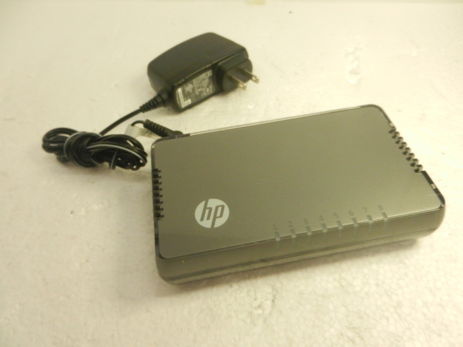HP Small Office 1405-8 Switch 8-Port Fast Ethernet 10/100 Mbps J9793A