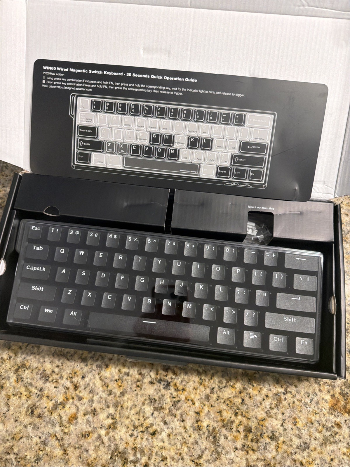 AULA WIN60 MAGNETIC SWITCH KEYBOARD compact / Wired New Condition