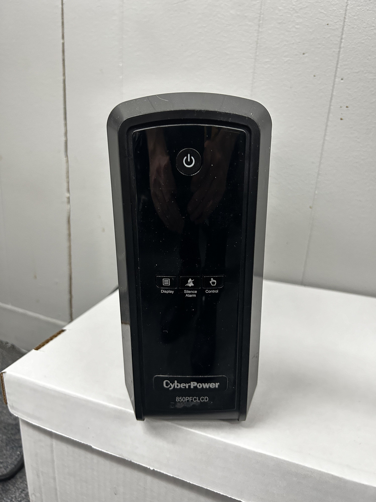 CYBER POWER SYSTEMS CP850PFCLCD