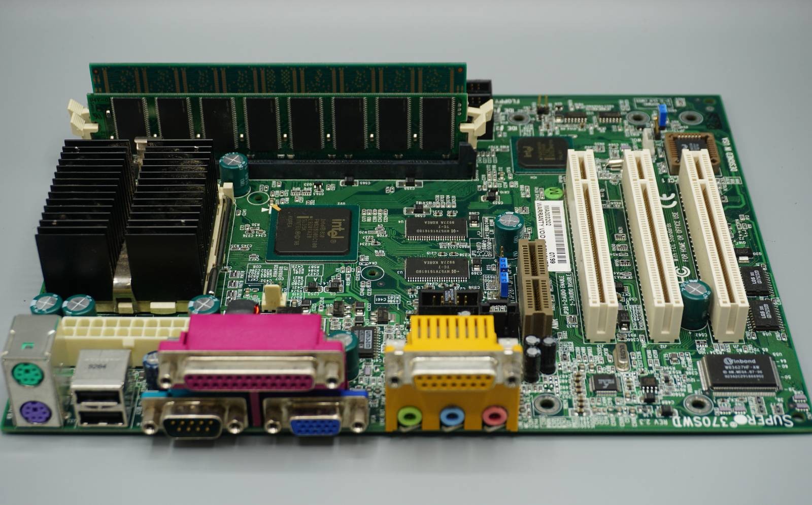 Vintage Super Micro 370SWD with 512MB RAM - For Parts or Repair-o7ek