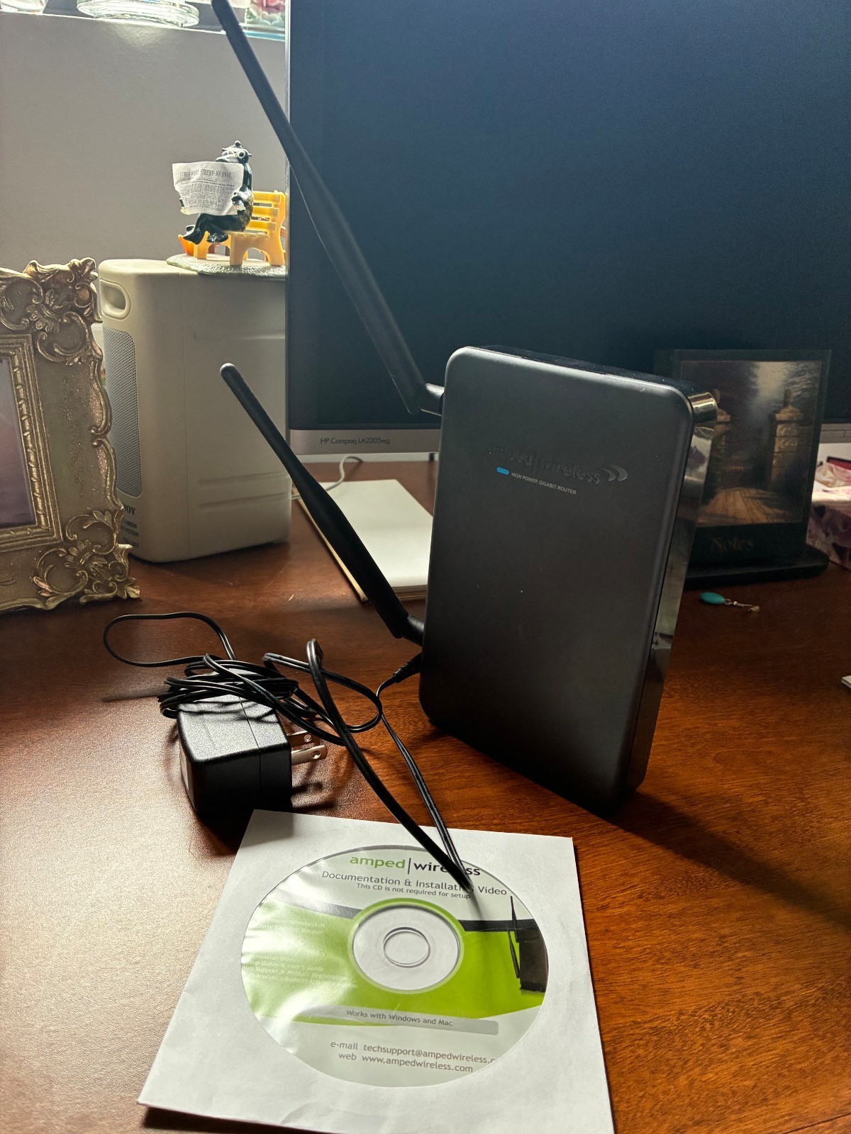 High Power Wireless-N 600mW Amplified Router