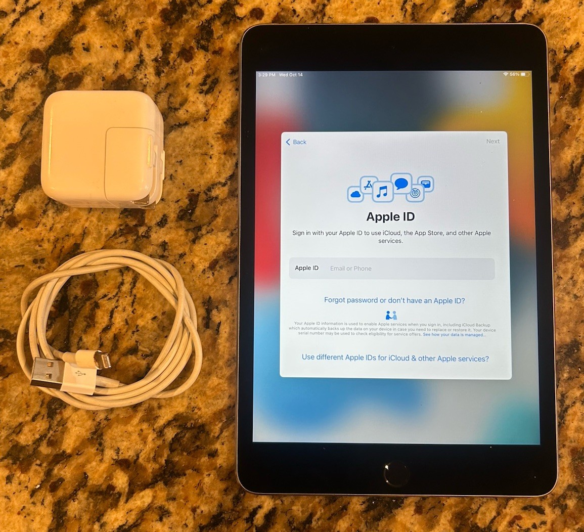 Apple iPad Mini 4 16GB Wi‑Fi – 96% Battery – Tested – Bundle – Ready