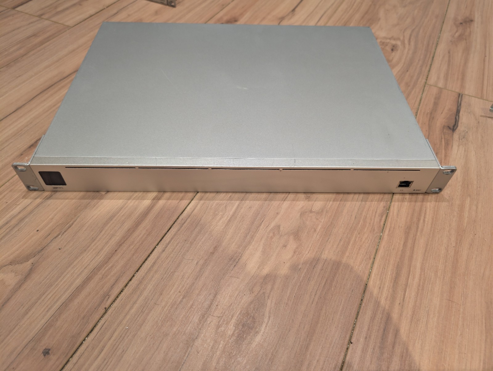 UNIFI REDUNDANT POWER SYSTEM USP-RPS | TESTED USED