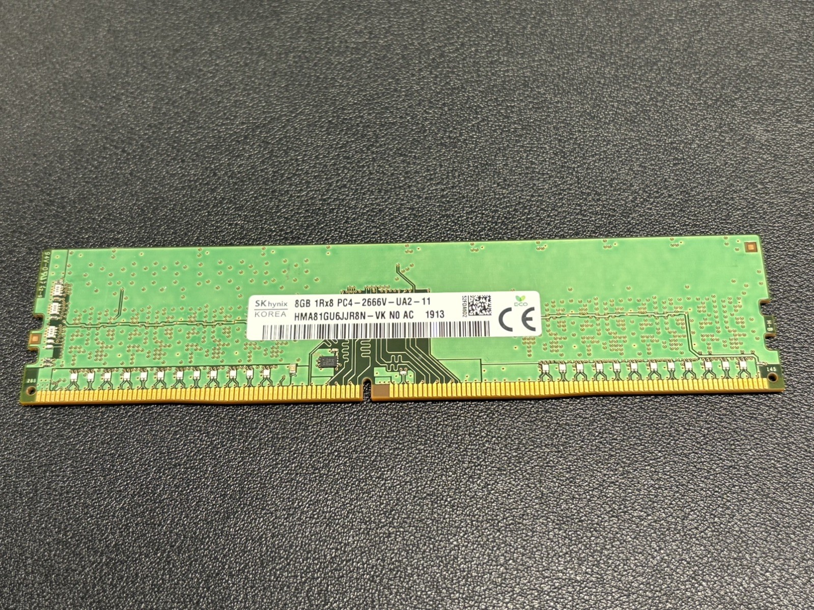 SK Hynix 8GB DDR4 2666MHz Desktop DIMM RAM 1Rx8 PC4-21300 HMA81GU6JJR8N-VK 288p
