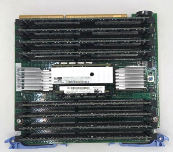 IBM  Power 7 8-Slot DDR3 Memory Riser Card 00E0638 With (32GB) 8x 4GB 2Rx8-8500R