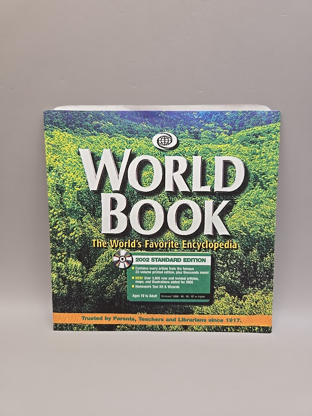 World Book 2002 Standard Edition (CD-ROM, 2001) Windows Digital Encyclopedia 