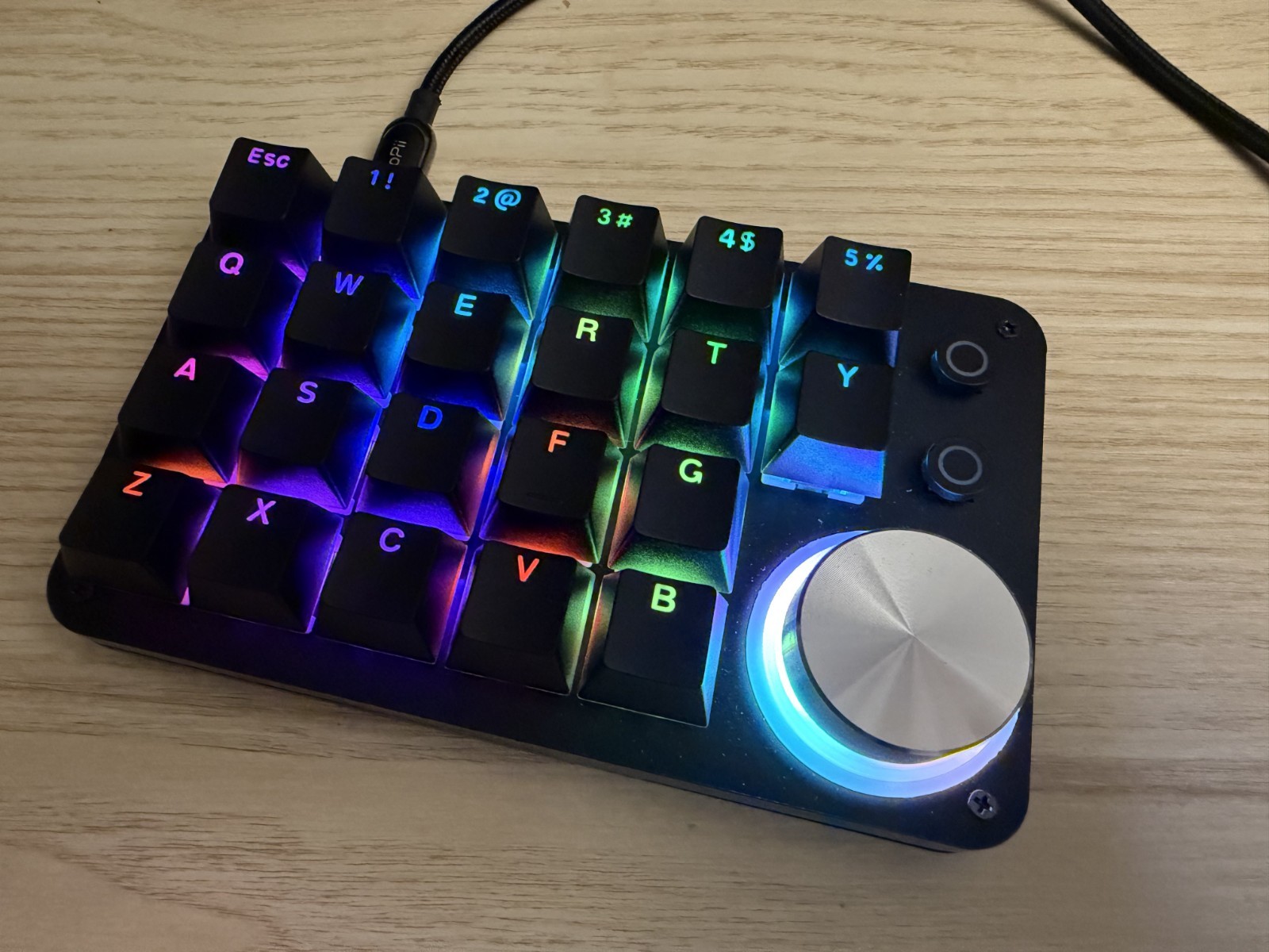 koolertron 24 key programmable macro RGB keyboard - with dial