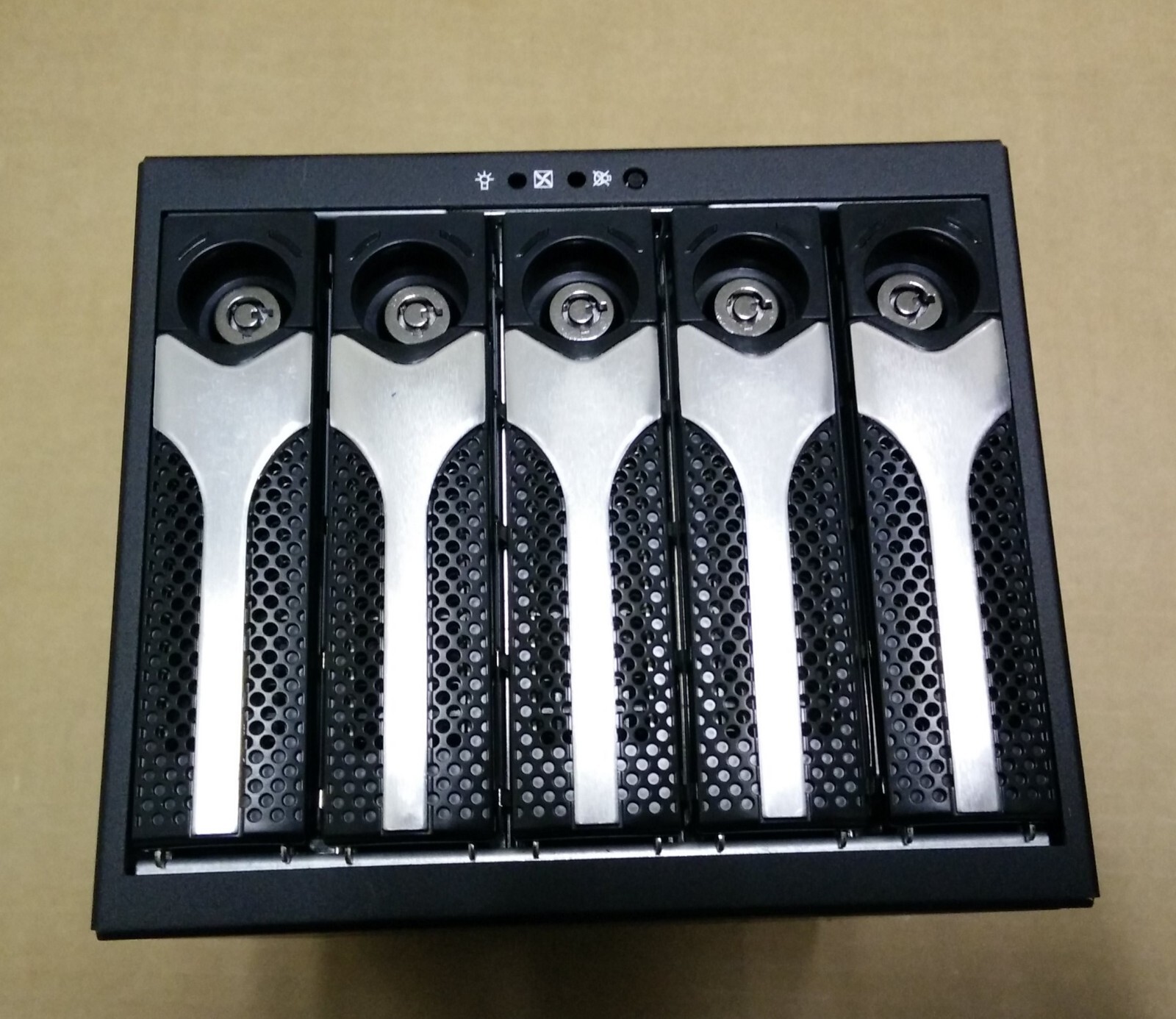 Enhance Technology Internal 3.5" HDD Enclosure S35T