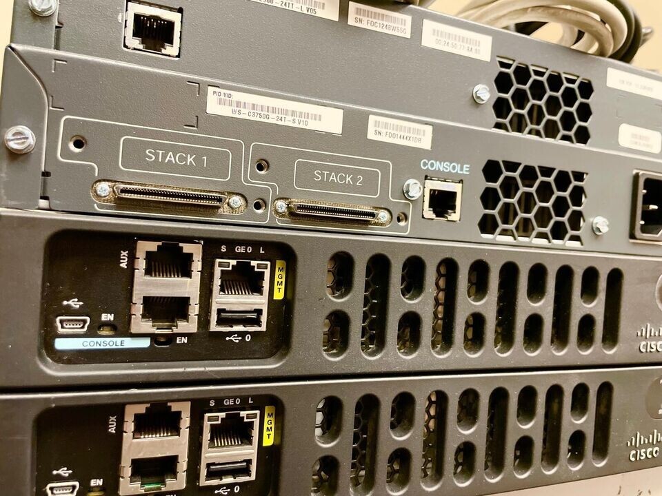 Super Cisco CCENT CCNA & CCNP LAB KIT ISR4331 Cisco IOS-XE,3560x,2960 Switch#