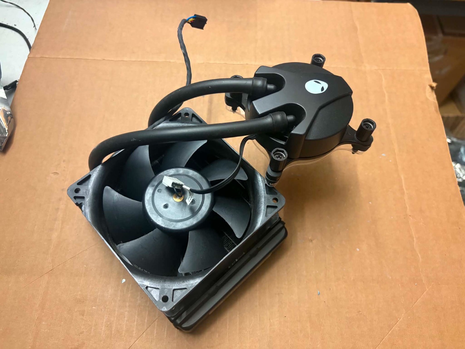 Dell Alien R8 R9 R10 R11 R12 95W Water Cooled Radiator MH0HN A