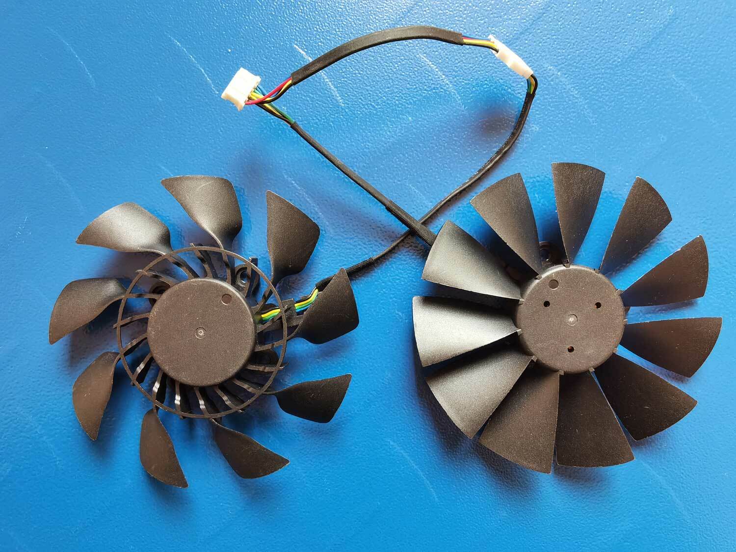 95mm ASUS GTX780 GTX780TI R9 280X 290 290X Dual Fan FD9015U12S 5Pin 0.55A