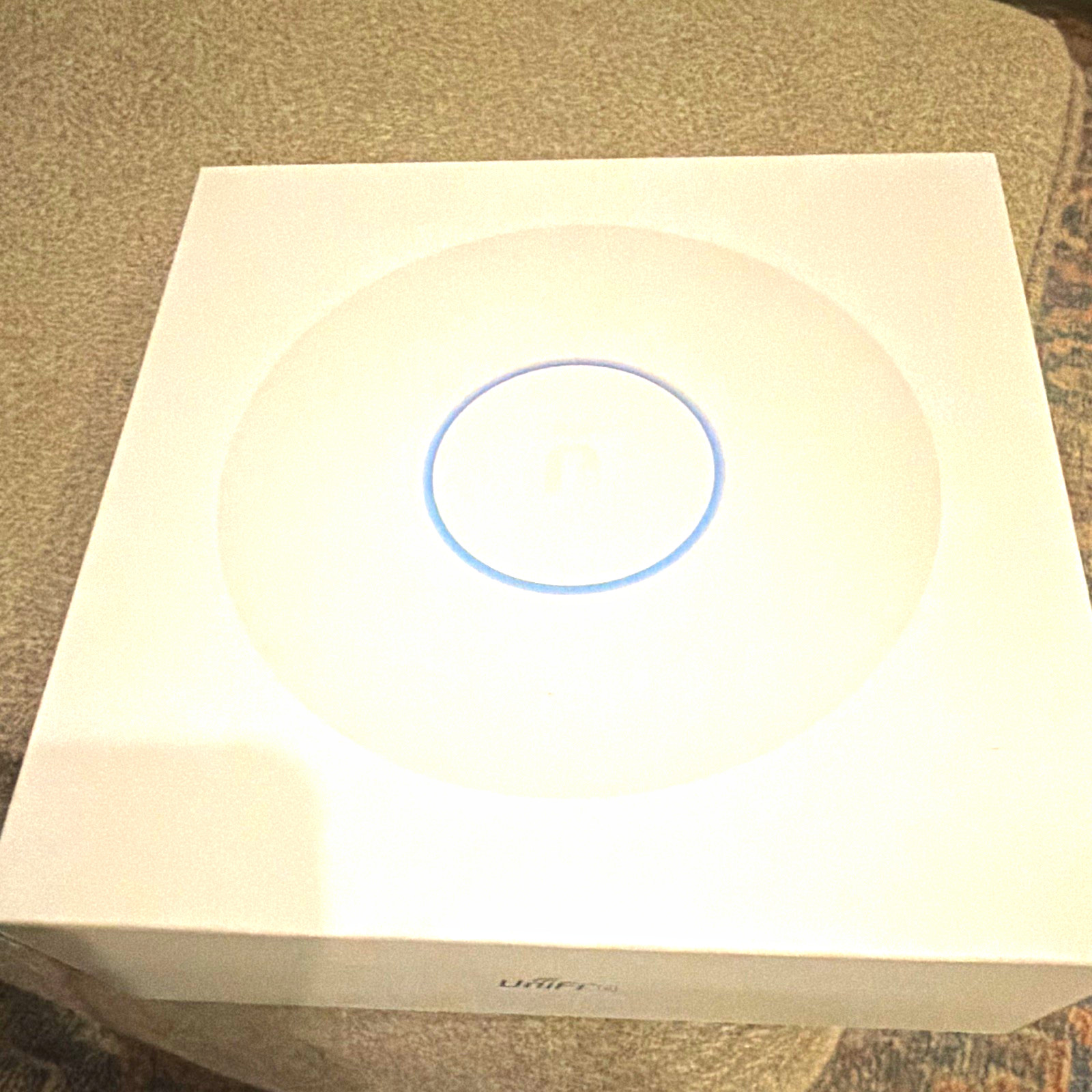 Ubiquiti Networks UniFi 6 Pro U6-Pro-US Wireless Access Point White