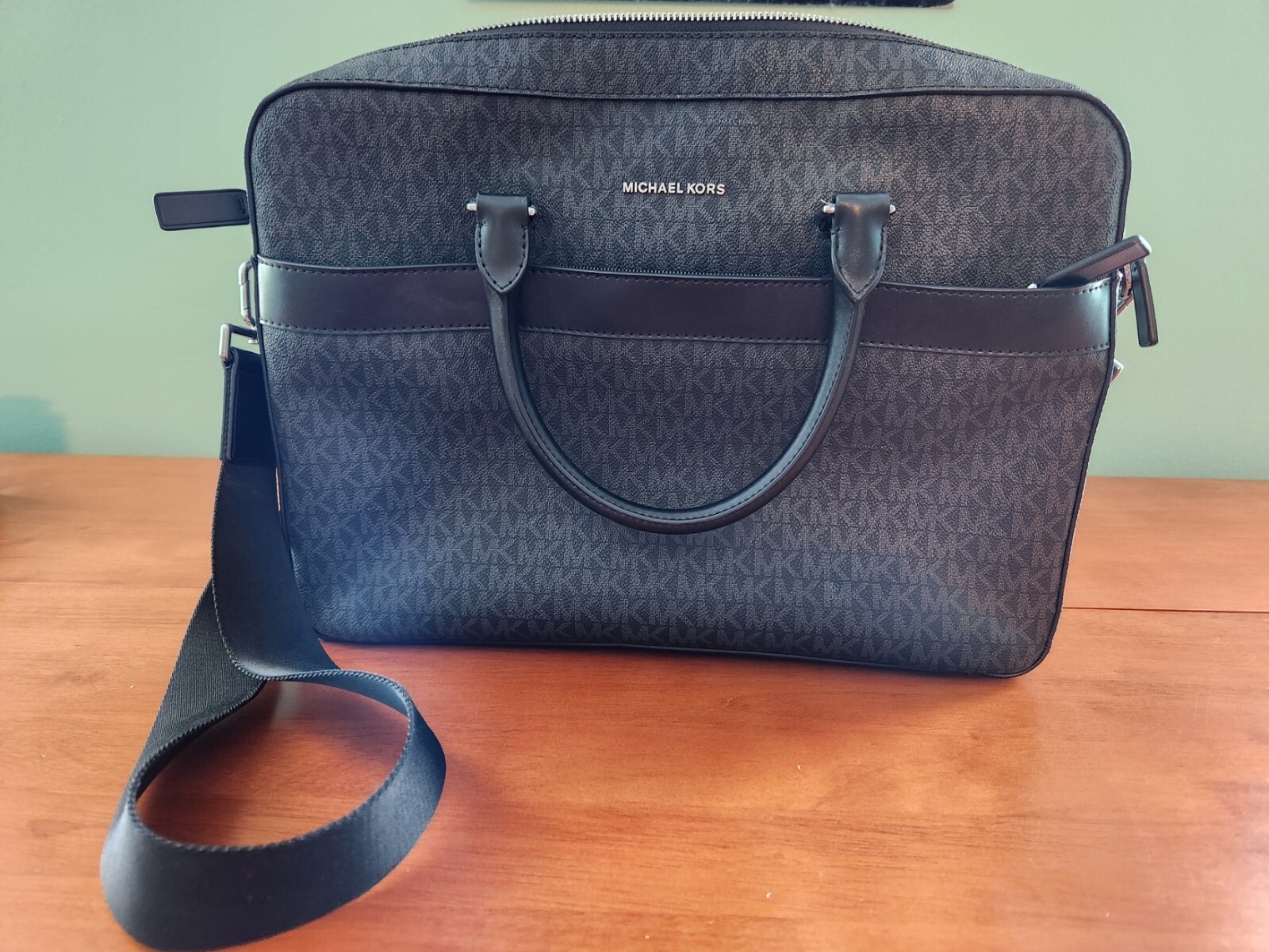 Michael Kors Harrison Front Zip Briefcase-Laptop Black/Gray