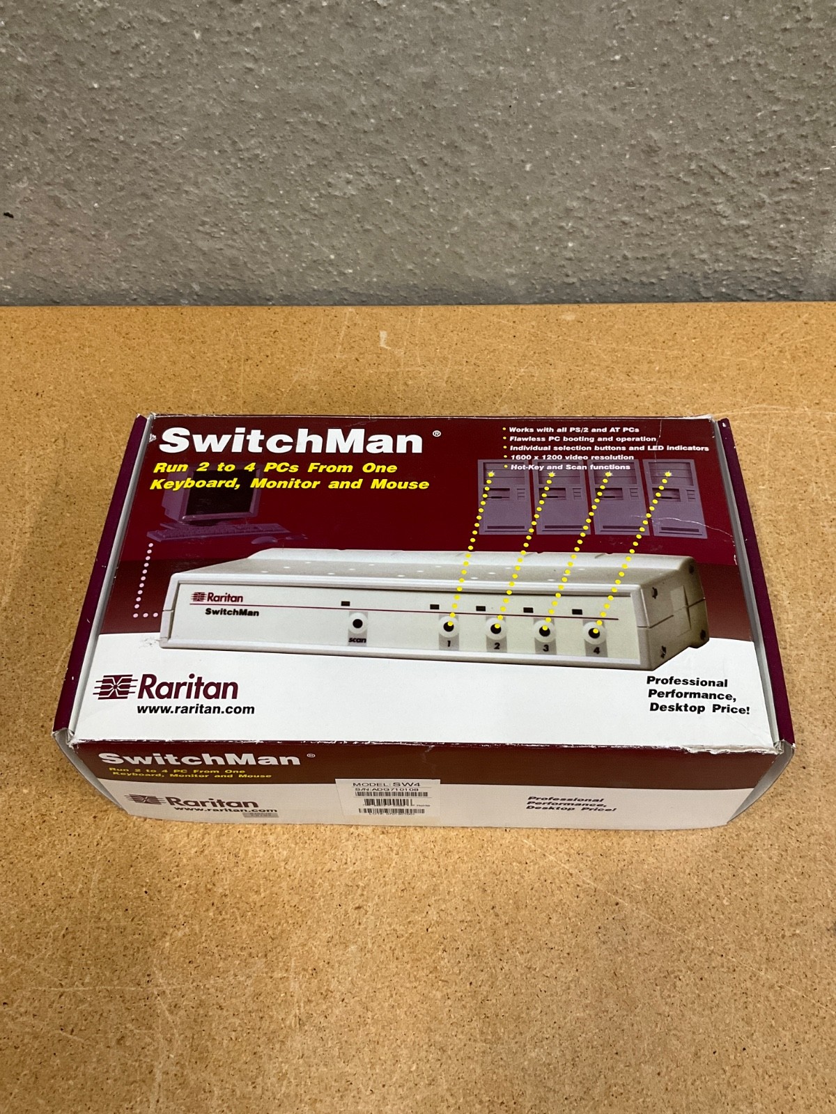 Raritan Switchman 4 Port KVM PS/2 Switcher SW4