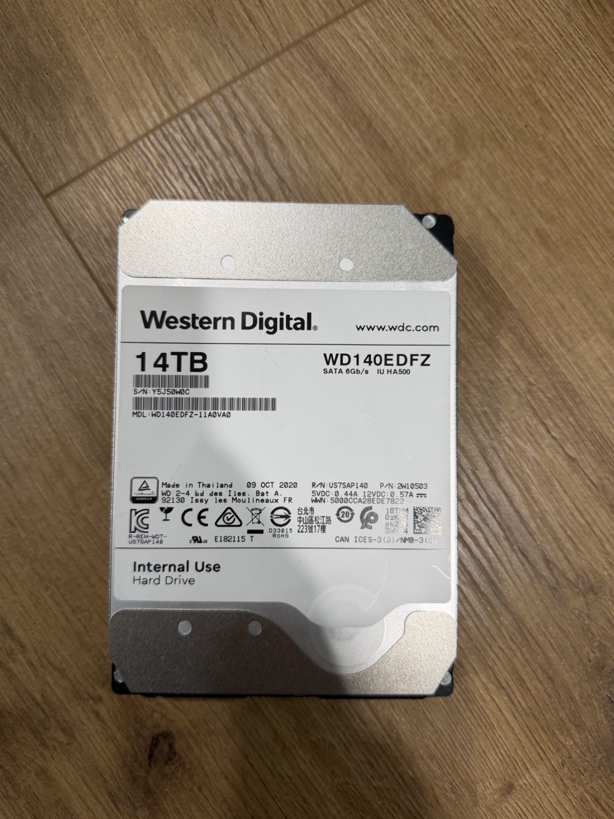 Western Digital 14TB 5400 RPM SATA 6Gb/s 3.5'' HDD WD140EDFZ