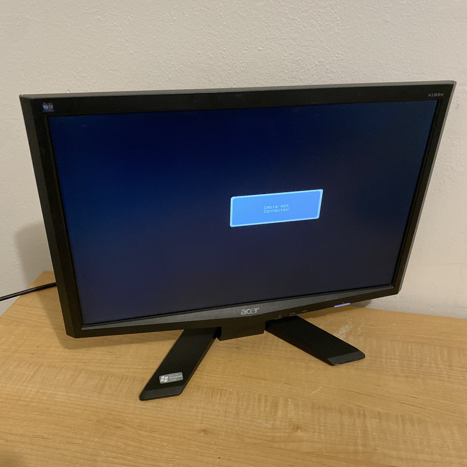 Acer X193W 19” Widescreen LCD Monitor VGA Tested