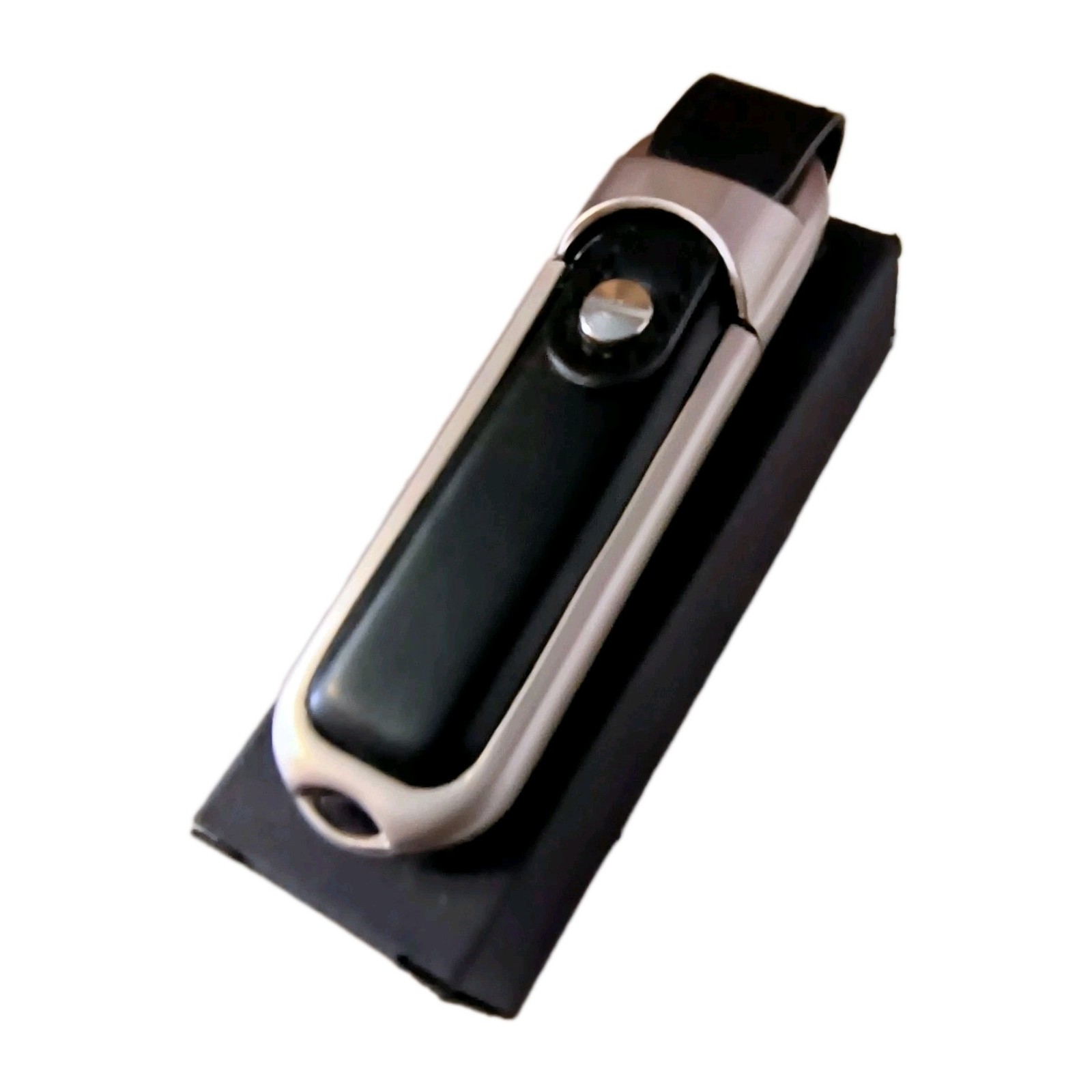 2 Black Leather Metal Trim Keychain Lightweight Pulse Secure USB Flash Drive 4GB