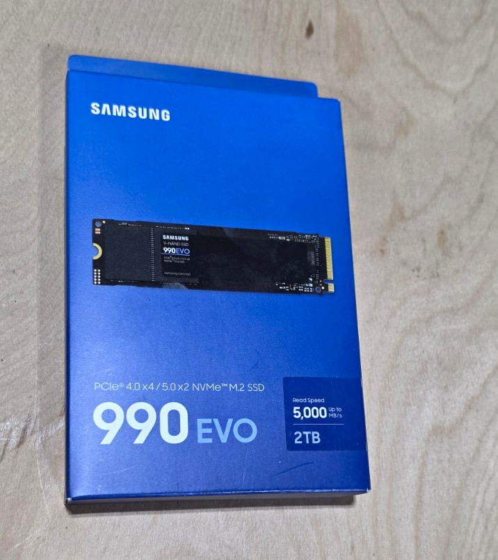 Samsung 990 EVO 2TB M.2 NVMe Internal SSD PCIe 4.0 x4/5.0 x2