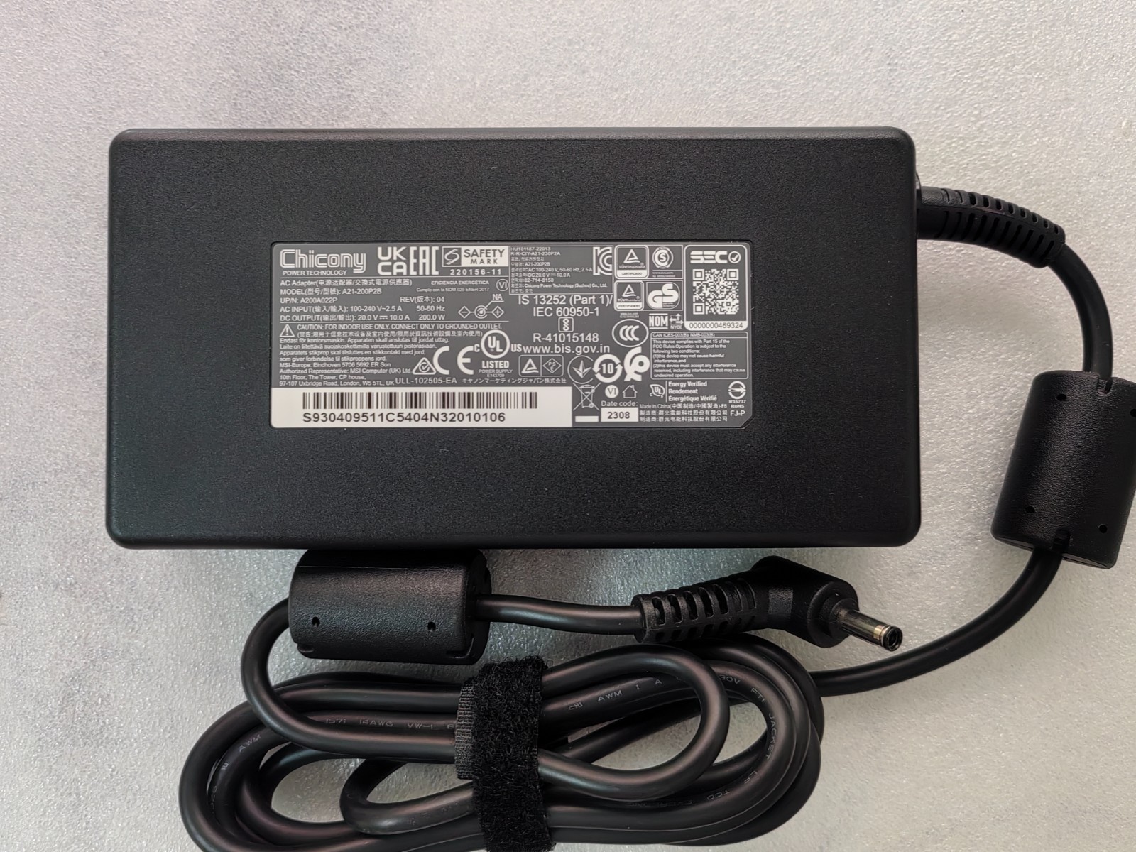 For MSI Katana A17 AI B8VG-879US Chicony 20V 10A A21-200P2B 4.5mm 200W Original