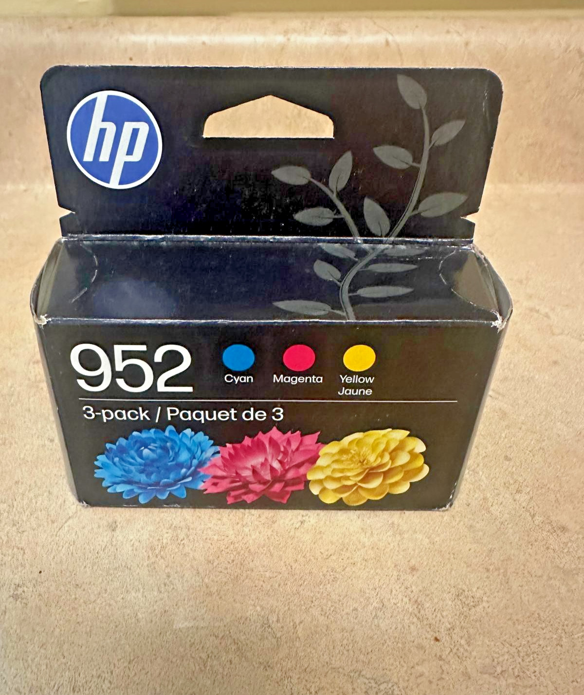HP 952 3-Pack Ink Cartidge Cyan Magenta And Yellow (New) exp 02/2028