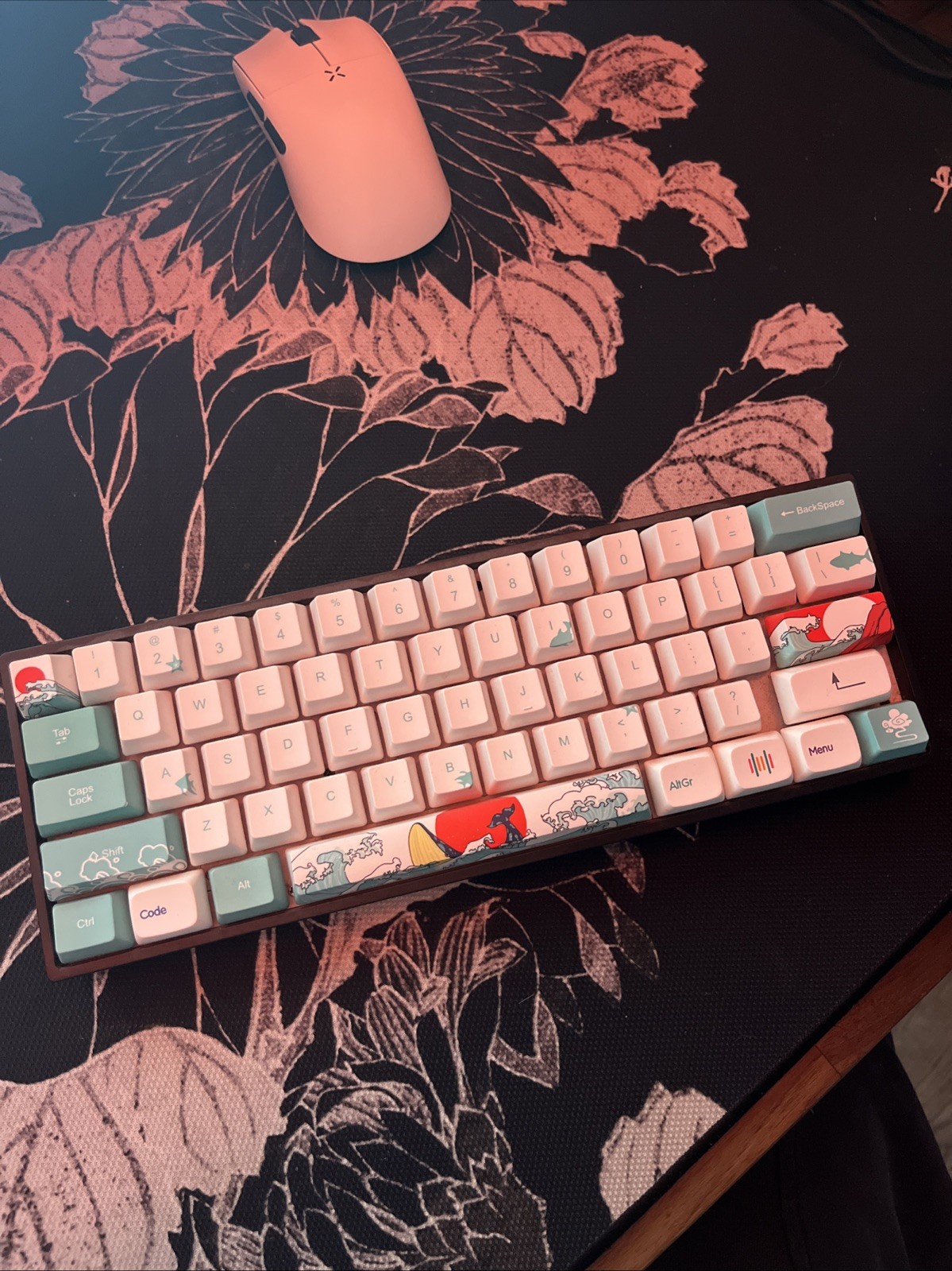 Custom Keyboard Skyloong GK61 Bluetooth Akko Rose Red Switches Hot swap Full RGB