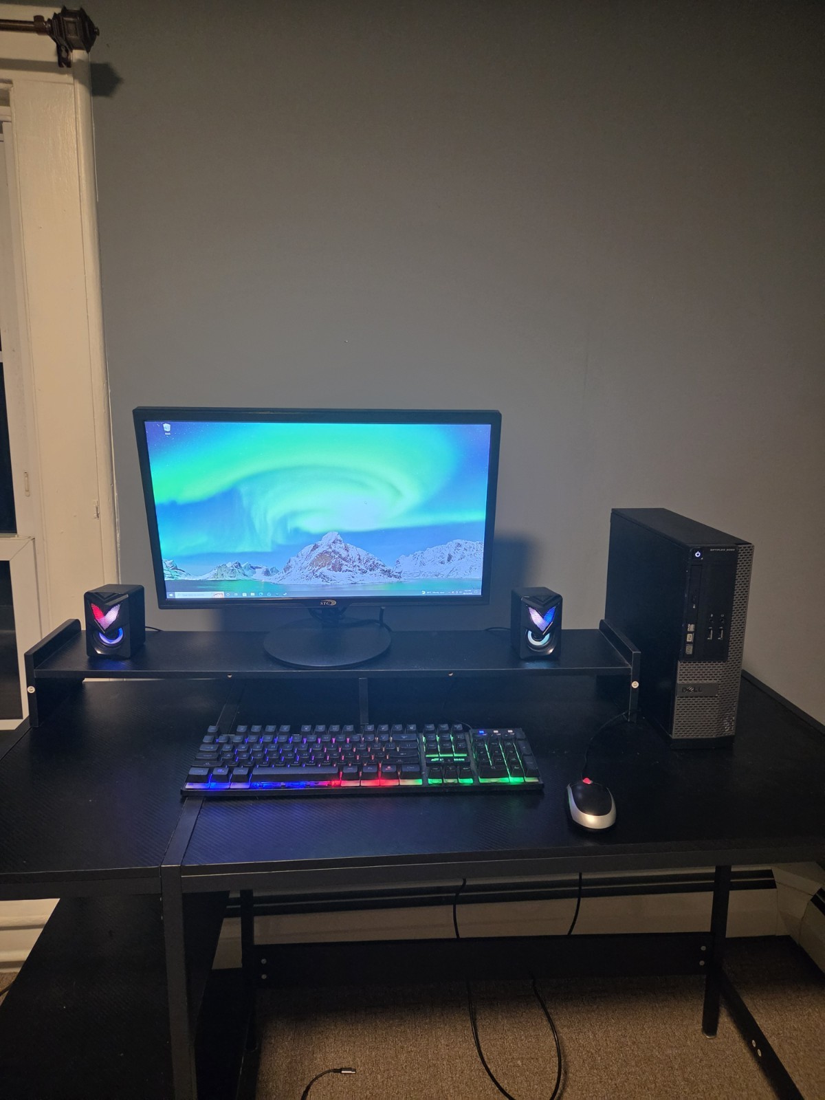Dell PC (Used) Keyboard (Used)Mouse(used) Speaker(used) Monitor(Used) For Sale