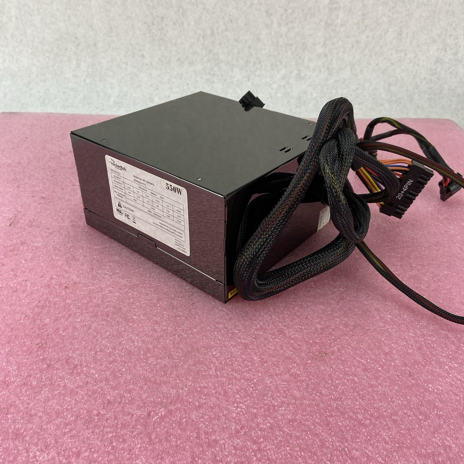 Rocketfish RF-550WPS w/Active PFC 550W ATX PSU Blue LED