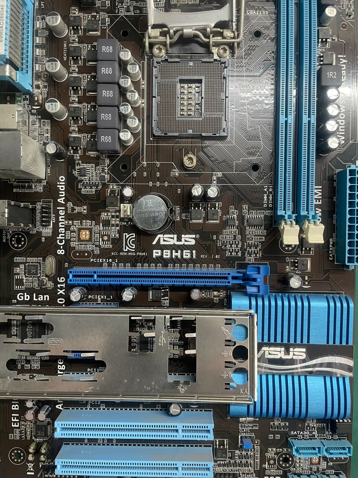 ASUS P8H61 LGA1155 H61 ATX Motherboard DDR3, With Original I/O Shield