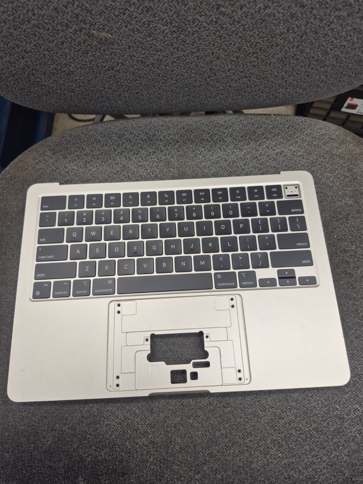 New Top case US Keyboard Palmrest For MacBook Air 13" M2 A2681 2022