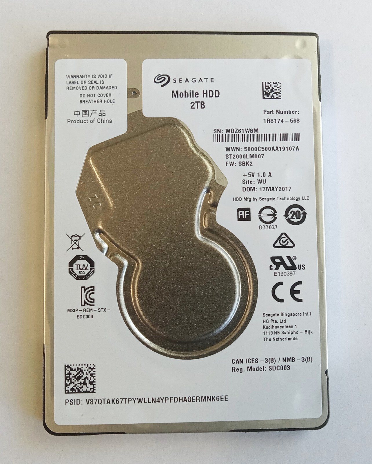ST2000LM007 P/N: 1R8174-568 F/W: SBK2 S/N: WDZ61W8M 2TB May 2017 China SEAGATE