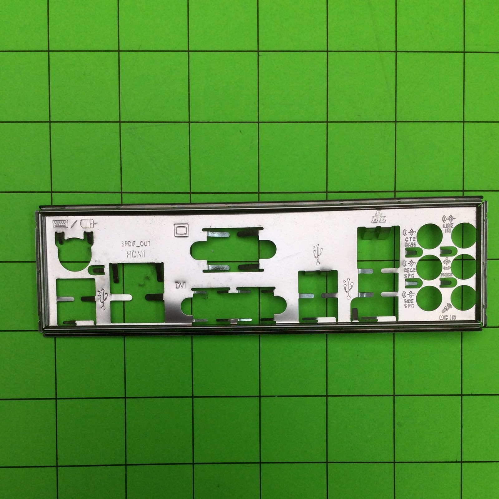 Asus Essentio CM5671 Desktop Computer I/O Plate