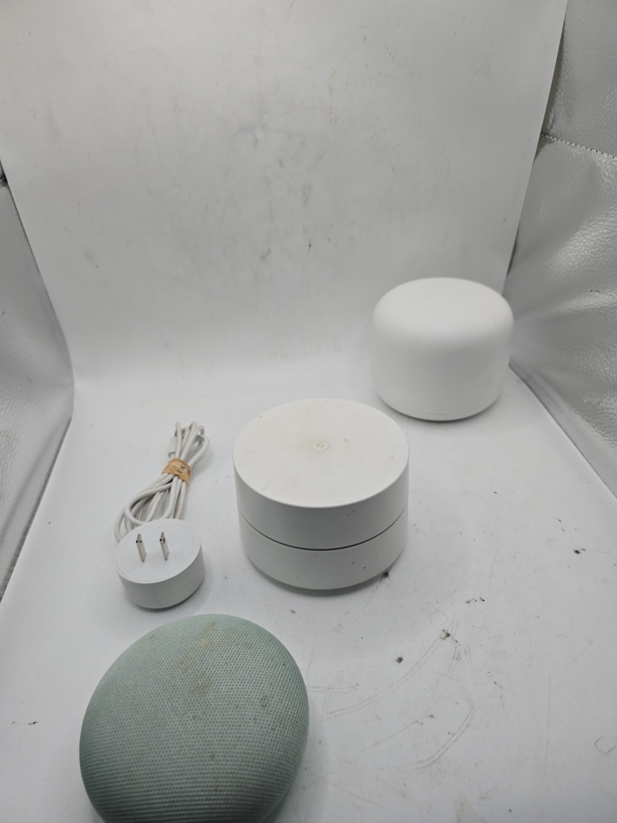 Google Smart Home Lot - Google Mesh Wifi Router GJ2CQ & Home Mini H0A W/ Cords