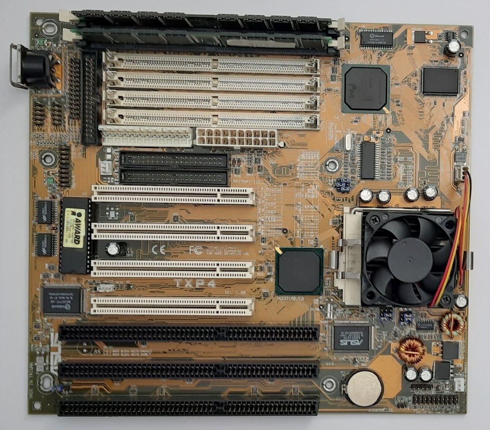 ASUS TXP4 Socket 7 ATX/AT ISA Retro Motherboard + IBM 6x86MX PR233 + 64MB RAM
