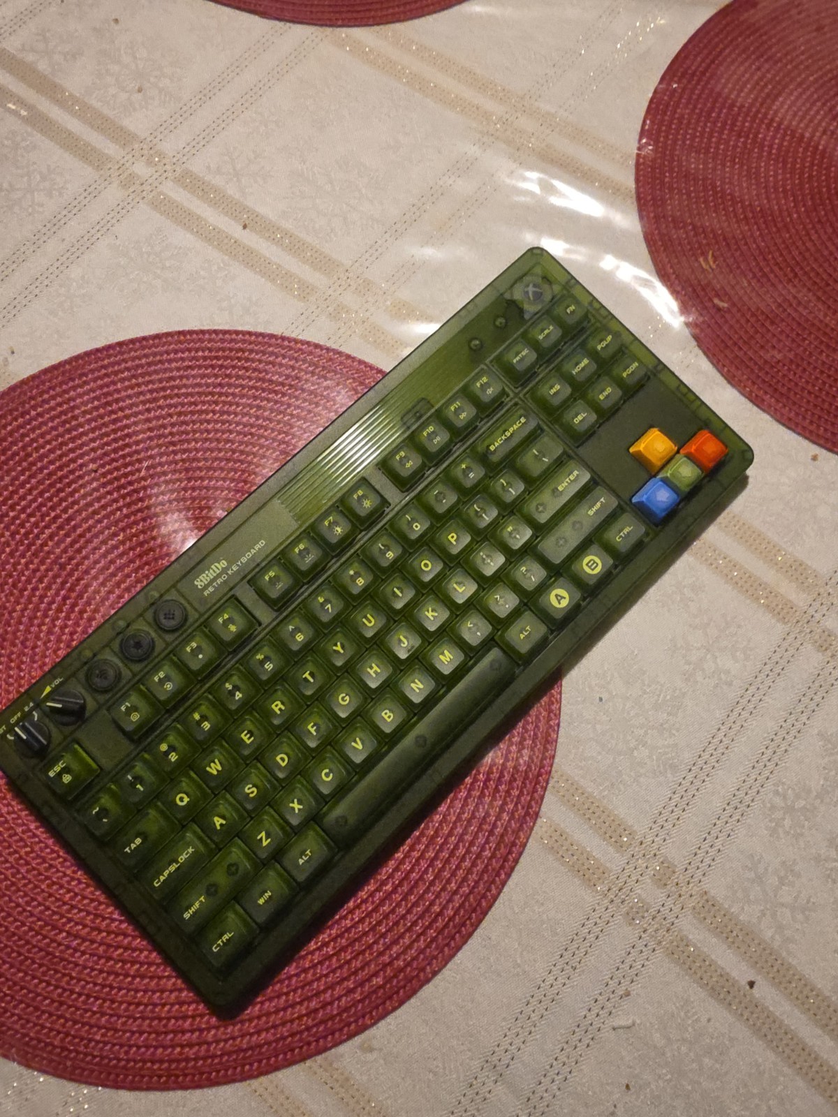 8BitDo Retro 87 RGB Mechanical Keyboard Xbox Edition