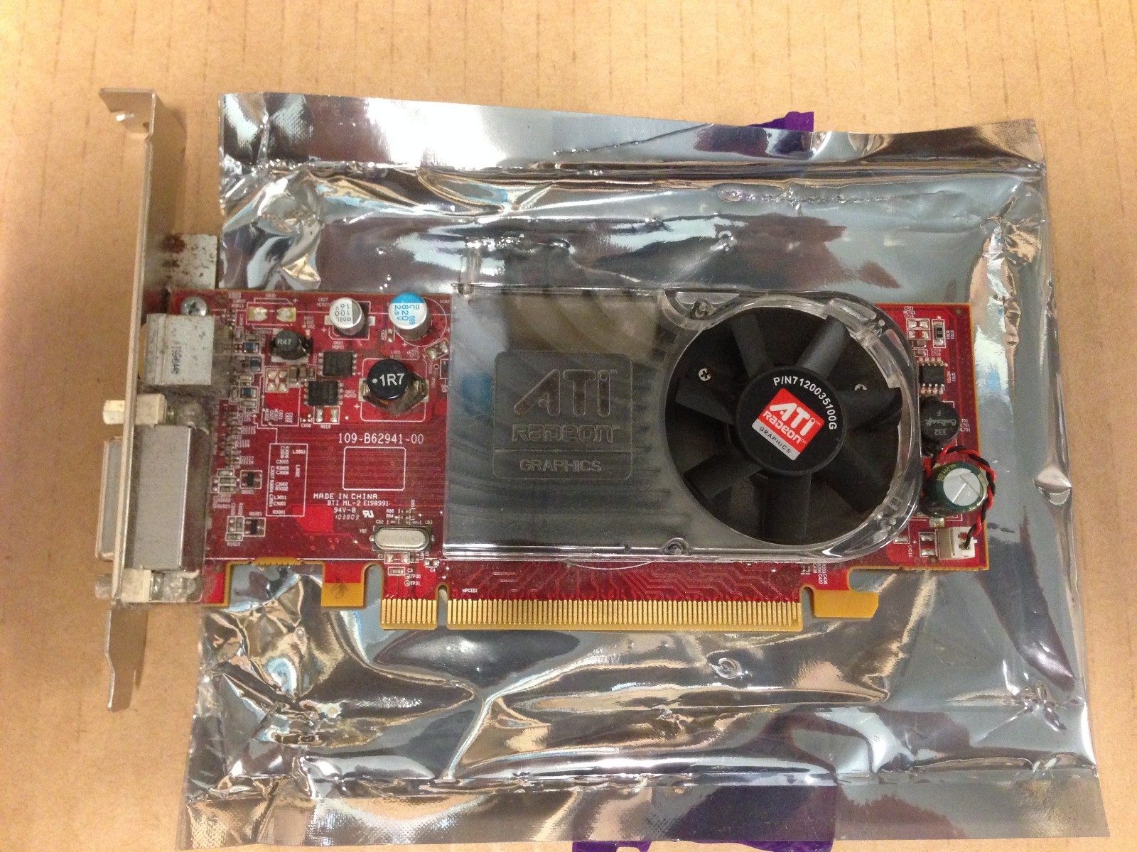 ATI Radeon HD PCIe x16 Graphics Video Card AMD B629 Dell  / DMS Dual Monitor //