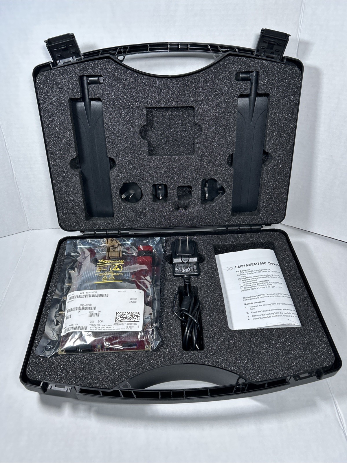 Sierra Wireless EM9190 Development Kit Board + EM9291 Modem Card w/ Case *Used
