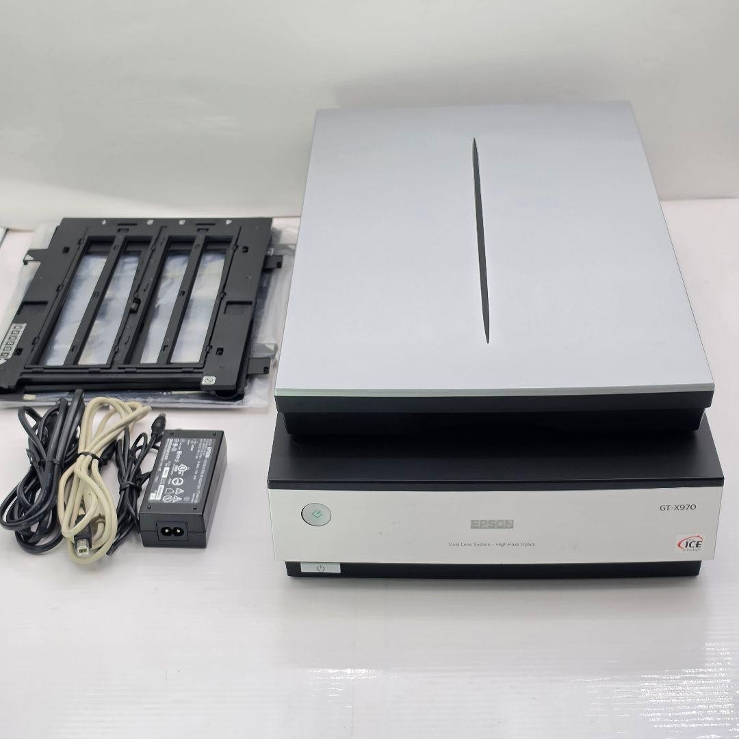 EPSON GT-X970 Colorio High-Performance Flatbed Film Scanner Used